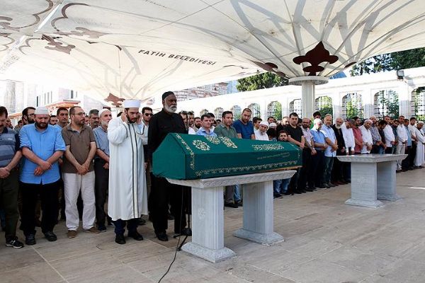 Timaş Yayınları Genel Yayın Yönetmeni İhsan Sönmez vefat etti