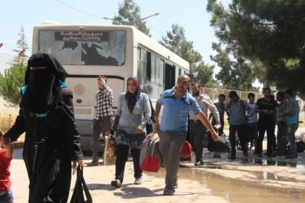 Suriyeliler Türkiye’ye dönmeye başladı