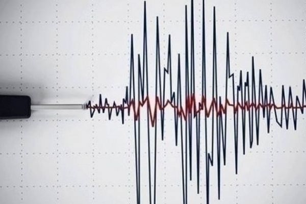 Ege Denizi'nde deprem!