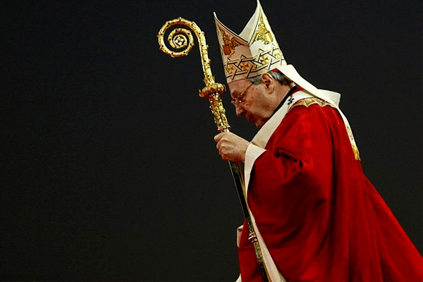 Katolik Kilisesi'ne şok cinsel istismar iddiası!