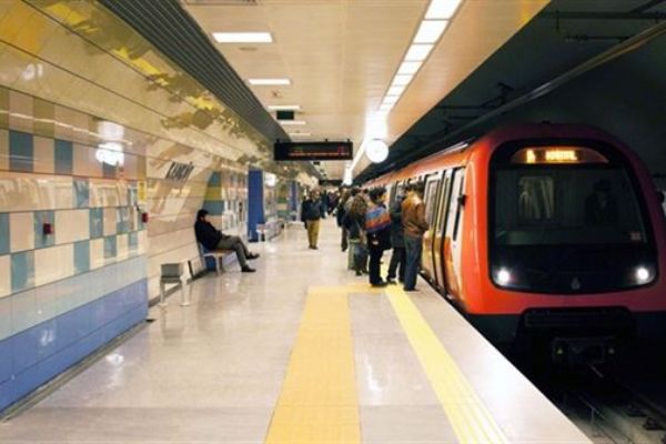 İstanbul metrosuna 83,3 milyon avroluk kredi