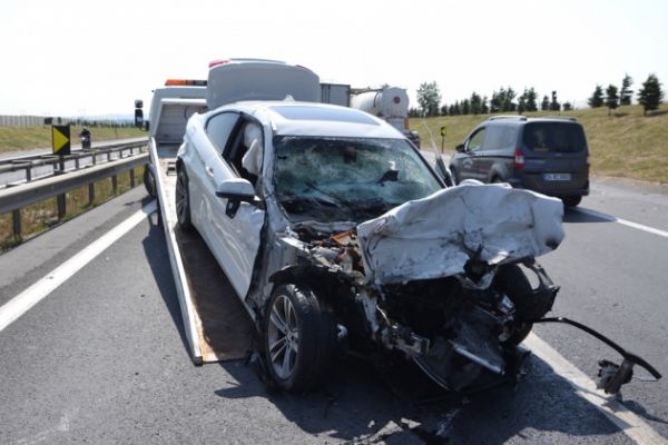 TEM'de feci kaza: Çok sayıda yaralı!