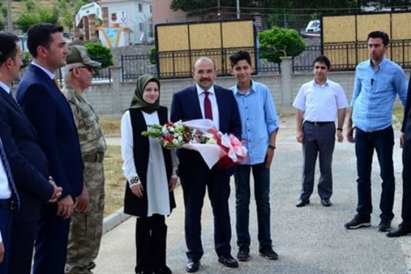 Bitlis Valisi İsmail Ustaoğlu göreve başladı