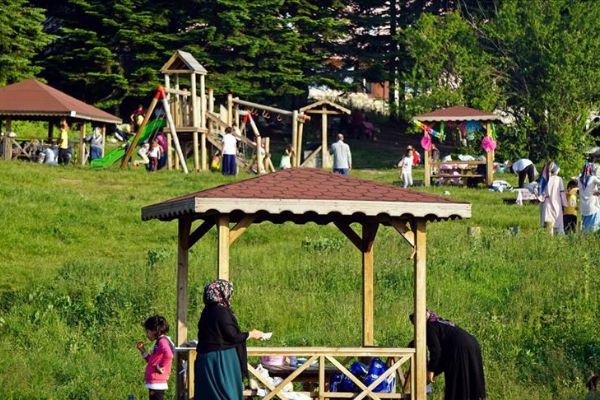 Bayramda milli parklar 1,7 milyon ziyaretçiyi ağırladı