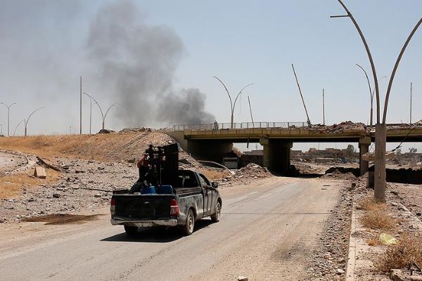 Musul'un batı yakasında bazı bölgeler DEAŞ'tan geri alındı