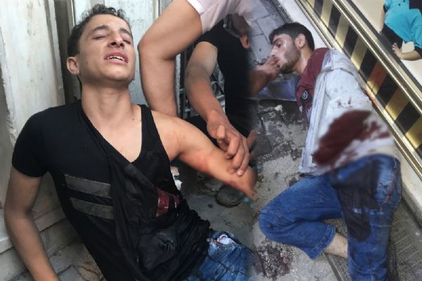 Bıçaklanan iki kardeş metrelerce yürüdükten sonra yere yığıldı