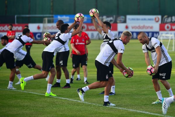 Beşiktaş, yeni sezon hazırlıklarını sürdürdü