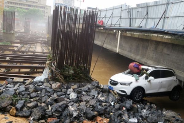 Aşırı yağışlar 8 can aldı!