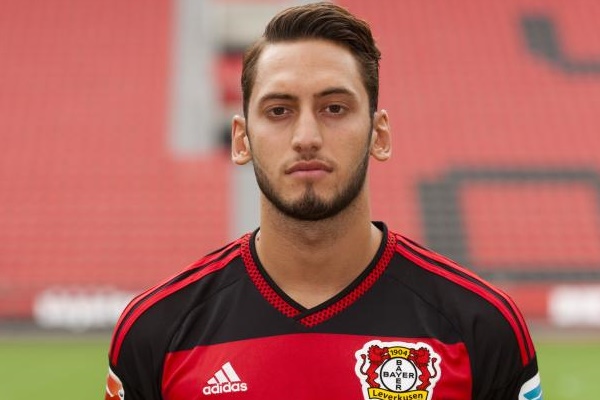 Hakan Çalhanoğlu, en pahalı 2. türk futbolcu oldu