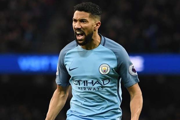 Visca gitti Clichy geldi