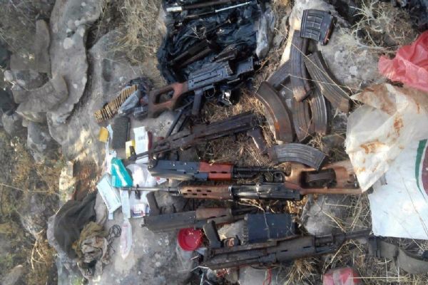 Çok sayıda silah ele geçirildi