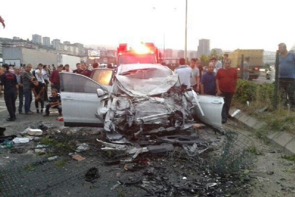 Trabzon'da feci kaza: 3 ölü