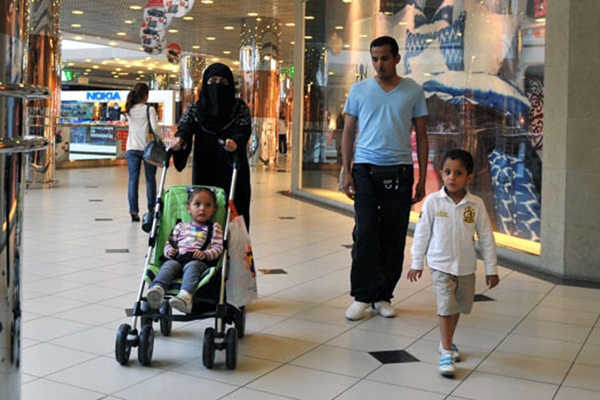 Arap turistler Türkiye'den vazgeçemiyor