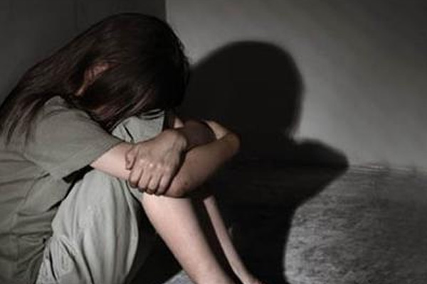 Tekirdağ'da skandal! Öz babası, istismara göz yumdu!