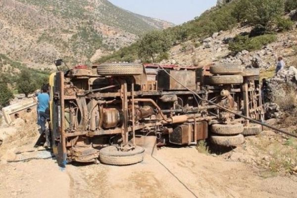 Katliam gibi kaza: 77 ölü!