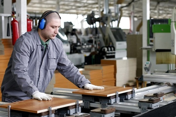 Mobilyacılar işçi arıyor