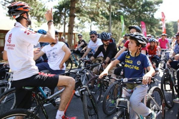 Başakşehir Şamlar Tabiat Parkı bisiklet tutkunlarına açıldı