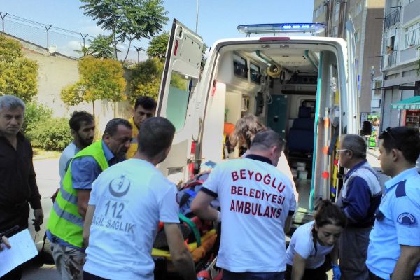 Beyoğlu'nda inşaatı süren otelde iş kazası