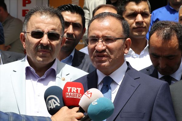 Bakan Bozdağ açıkladı: 50 bin 504 kişi tutuklandı