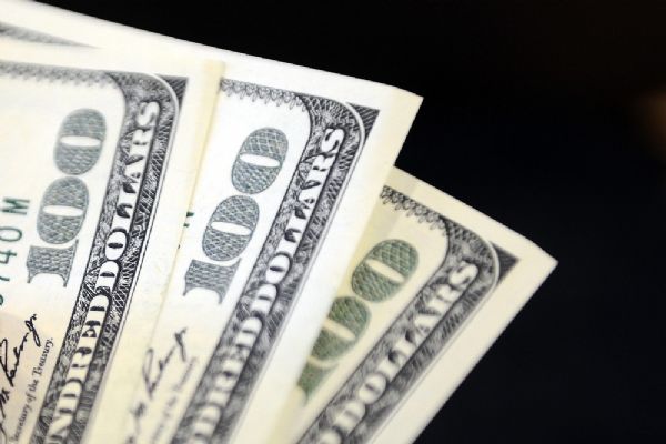 Yıl sonunda Dolar/TL 3.45 beklentisi