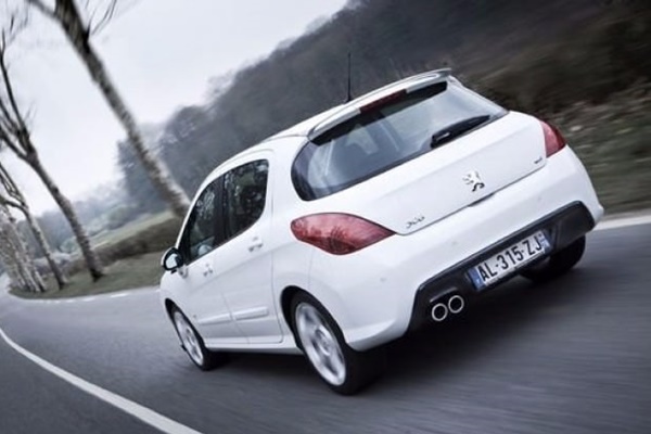 Fransa benzinli ve dizel arabaları yasaklıyor