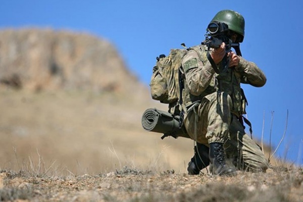 3 terörist etkisiz hale getirildi