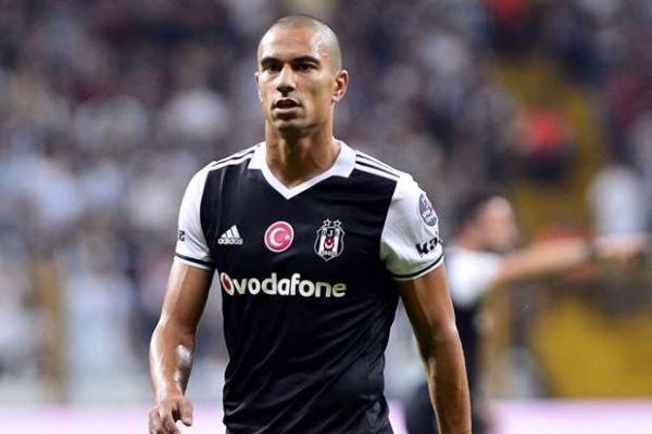 Beşiktaş'ta flaş ayrılık! Sözleşmesi feshedildi