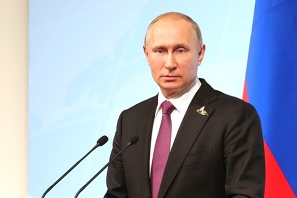 Putin'den Trump açıklaması: Çok farklı biri