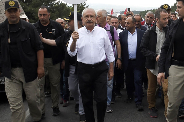 İstanbul Valisi Şahin'den CHP mitingine ilişkin açıklama