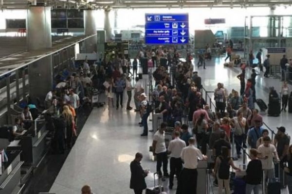 Atatürk Havalimanı’nda alarm!