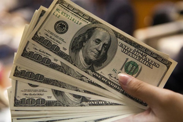 Dolar/TL haftaya düşüşle başladı