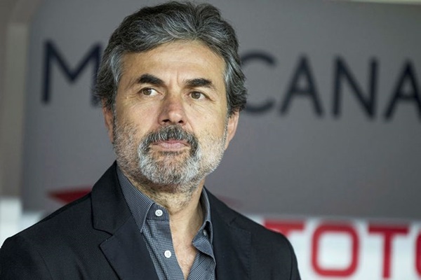 Aykut Kocaman neşteri vurdu! Takımdan gönderiliyorlar