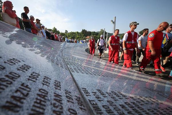 'Ölüm Yolu'nda 'Barış Yürüyüşü' sona erdi