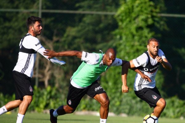 Beşiktaş 4 eksikle çalıştı