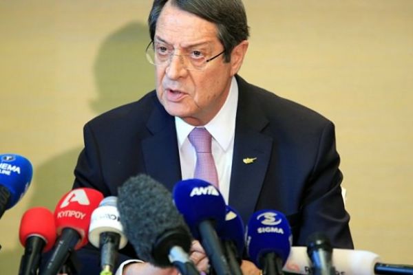 Anastasiadis: Türkler işi bozdu