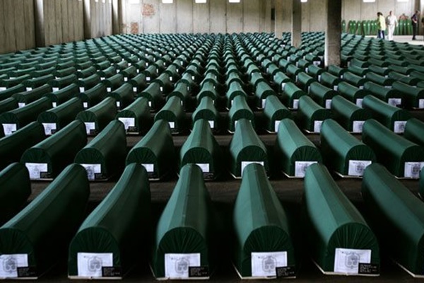Srebrenitsa Katliamı nedir?