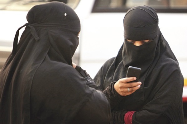 AİHM: Peçe yasağı özgürlüğü ihlal etmiyor!