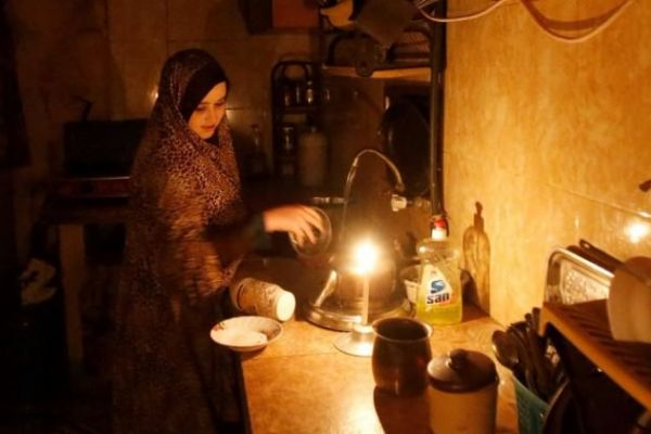 Gazze karanlığa gömüldü