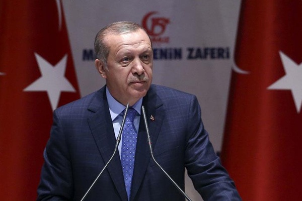 Cumhurbaşkanı Erdoğan'dan sert çıkış: Siz kim adalet kim?