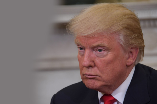 Trump için ilk görevden alma başvurusu yapıldı!