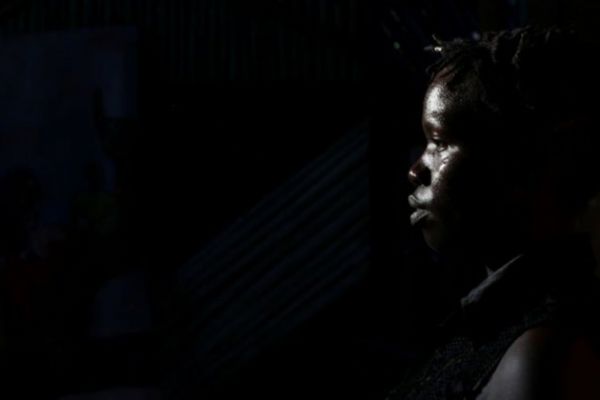 Ülke açlıktan kırılıyor! 2 ayda 46 kişi öldü