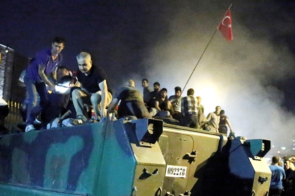 AK Parti'den 15 Temmuz belgeseli