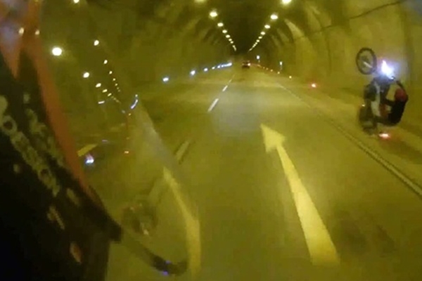 Şov yapayım derken ölümden döndü