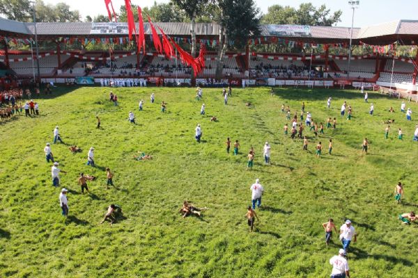 656 yıllık destan Er Meydanı'nda başladı