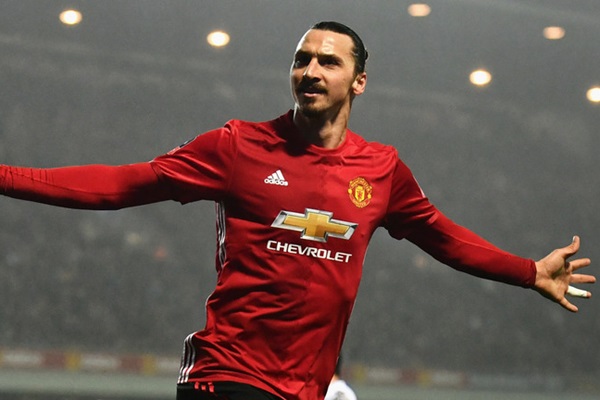 Ibrahimovic o takımla görüşüyor