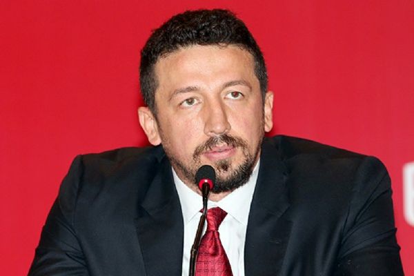 Hidayet Türkoğlu'ndan 15 Temmuz mesajı