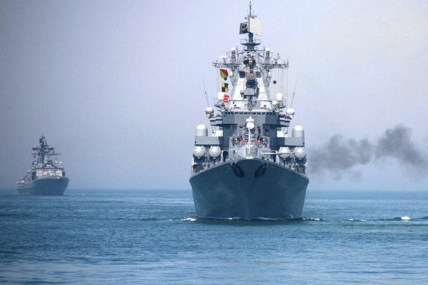 Çin gemileri Japon sınırını ihlal etti