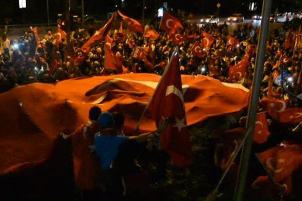 Almanların iptal kararı Türkleri durduramadı