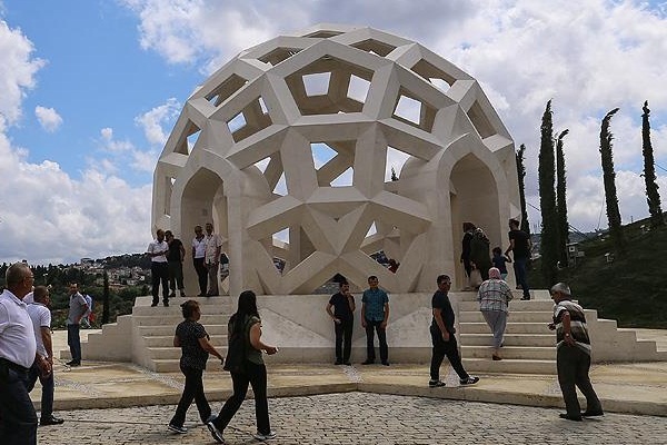 'Şehitler Makamı'na yoğun ilgi