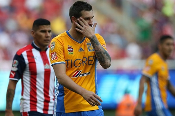 Beşiktaş'a Gignac'tan olumsuz yanıt